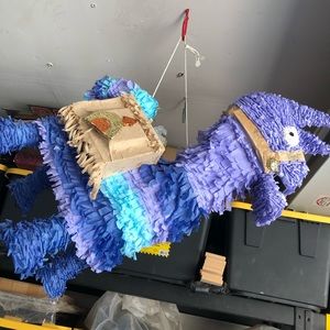 Fortnite loot llama and darth Vader piñatas